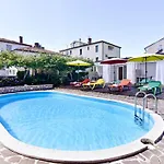 Elio 7 By Interhome Appartement